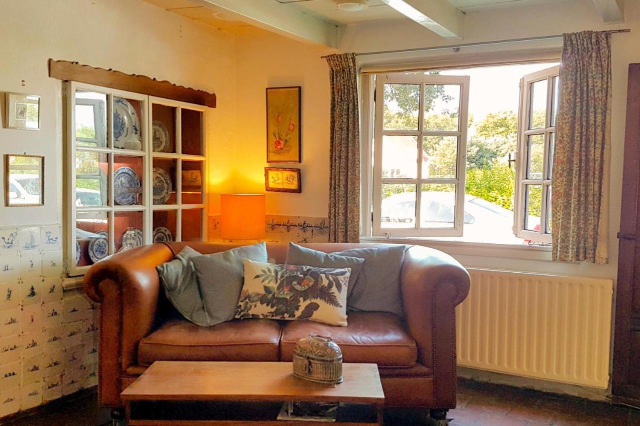 Countryside Bliss: Historic Cottage By The Sea Burgh-Haamstede Bagian luar foto